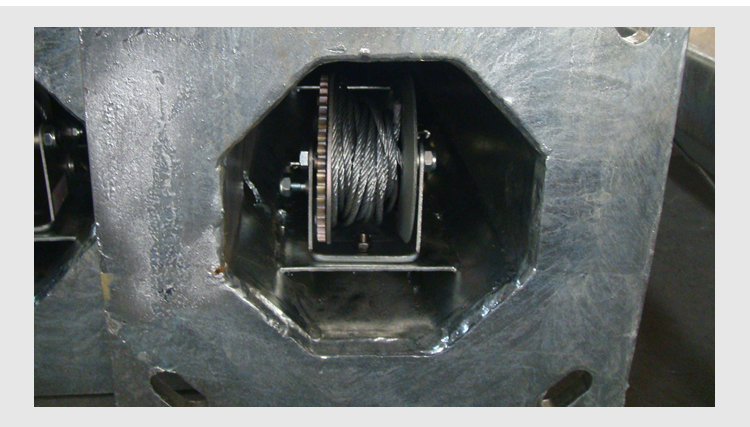 Dip Galvanized Mid Hinged Steel Power Pole for Street Light Installation Guide
