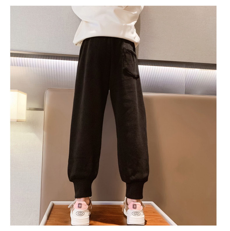 Leisure Thickened Warm Little Girls Clothes Slacks Bear Pattern Skin Friendly