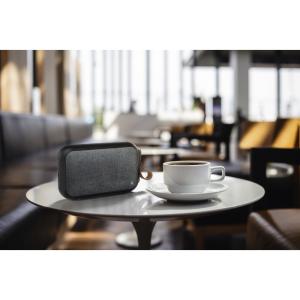 Quality P2 portable wireless bluetooth fabric speaker,home garden travel pool speakers,IPX5 waterproof speakers wholesale