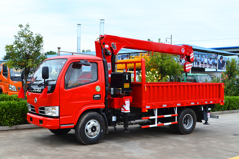 5 Ton Dump Truck With Crane Construction Mobile Hydraulic Boom Crane