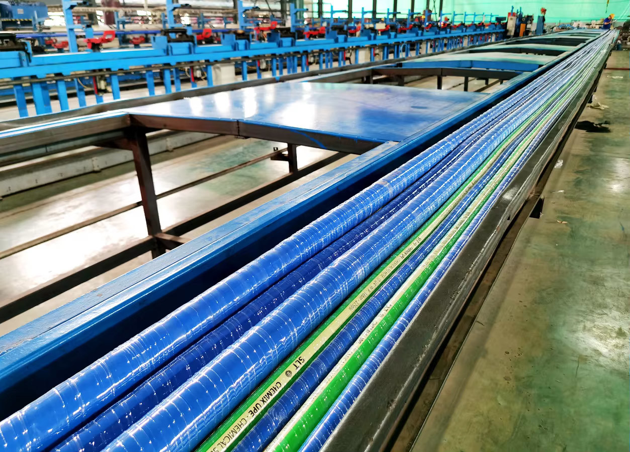 UHMWPE Chemical Rubber Hose Chemical Corrosion Resistant