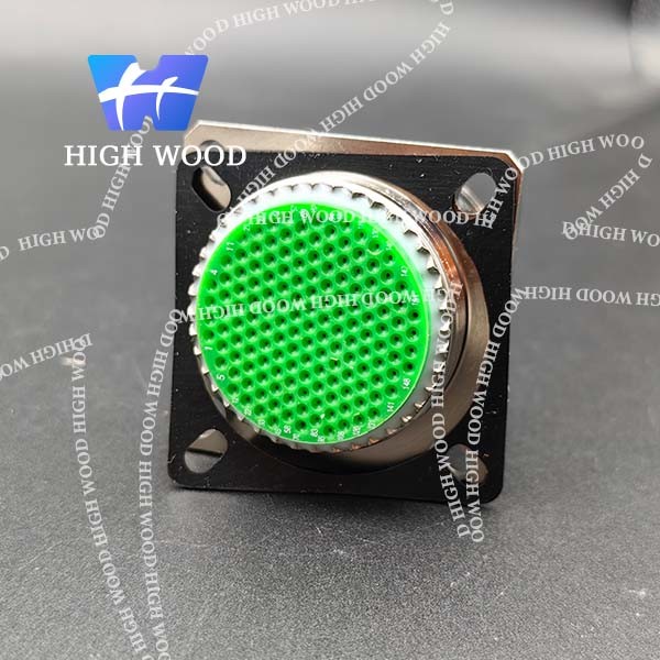 MIL-DTL-38999 Series Ⅰ，Ⅱ，And Ⅲ Connectors,D38999/20FH15SN. D38999 Series Ⅲ