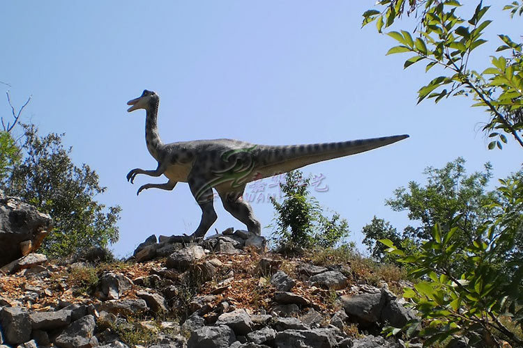 Life Size Realistic Animatronic Customized Gallimimus Dinosaur Yard Statue