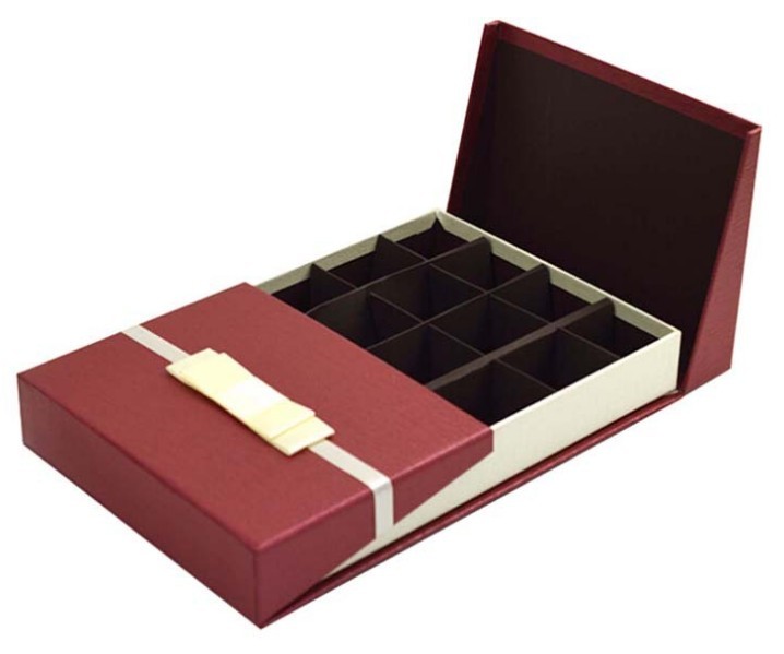three pieces six pieces chocolate box middle opened door nine pieces twelve pieces chocolate candy box
