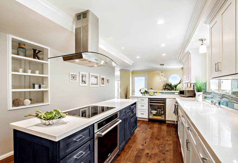 E1 Particleboard Home Modular Ready Made Cabinet Design with Quartz Stone Countertop