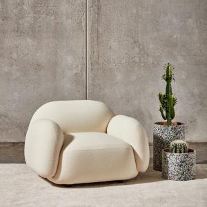 Quality 160cm Creative Leisure White Teddy Armchair Tufted Design wholesale