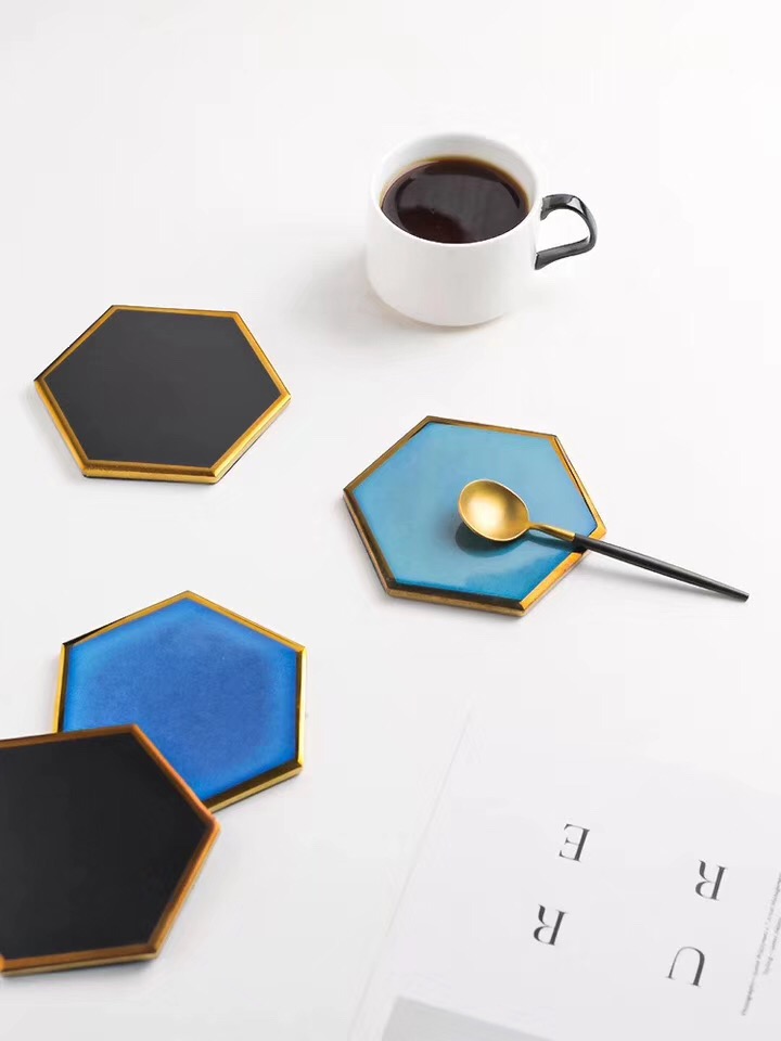 Waterproof Heat-insulated Pad Geometric Ceramic Coasters Luxury Gold Plated for Table