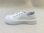 Women white casual sneakers cover head round toe and low cut
