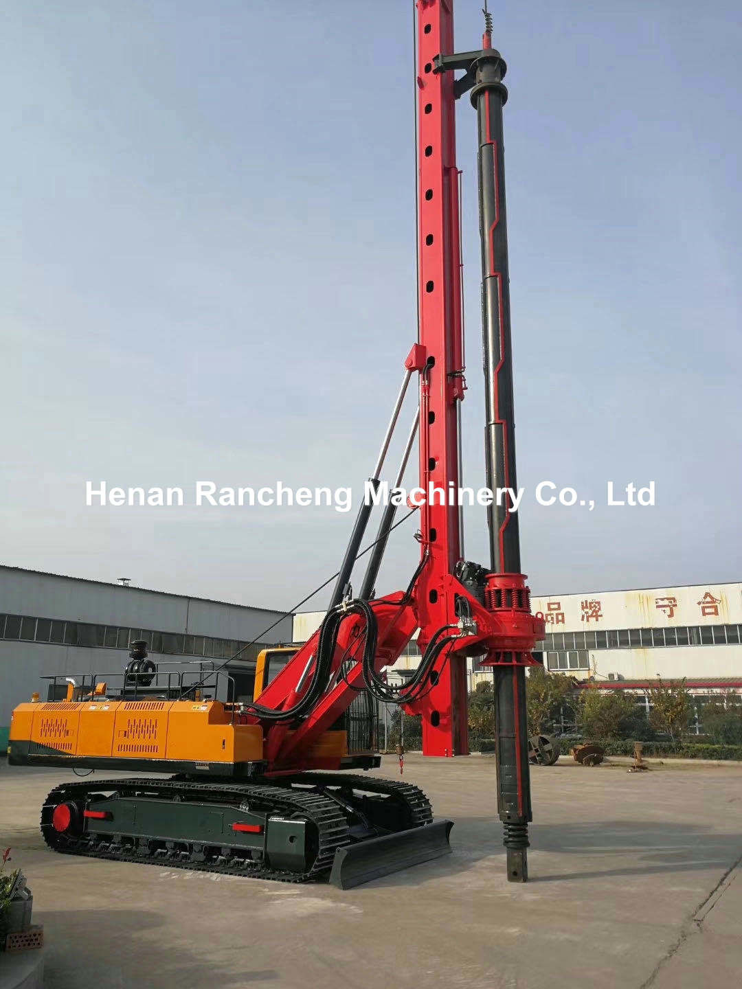 Crawler Mounted Water Well Rotary Drilling Rig Machine 170KW Engine 40m Piling Depth