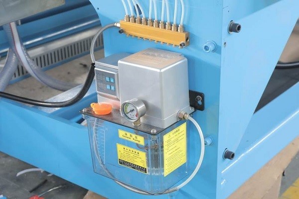 One Button Automatic Flute Laminating Machine Adjustable Full Intelligent High Speed