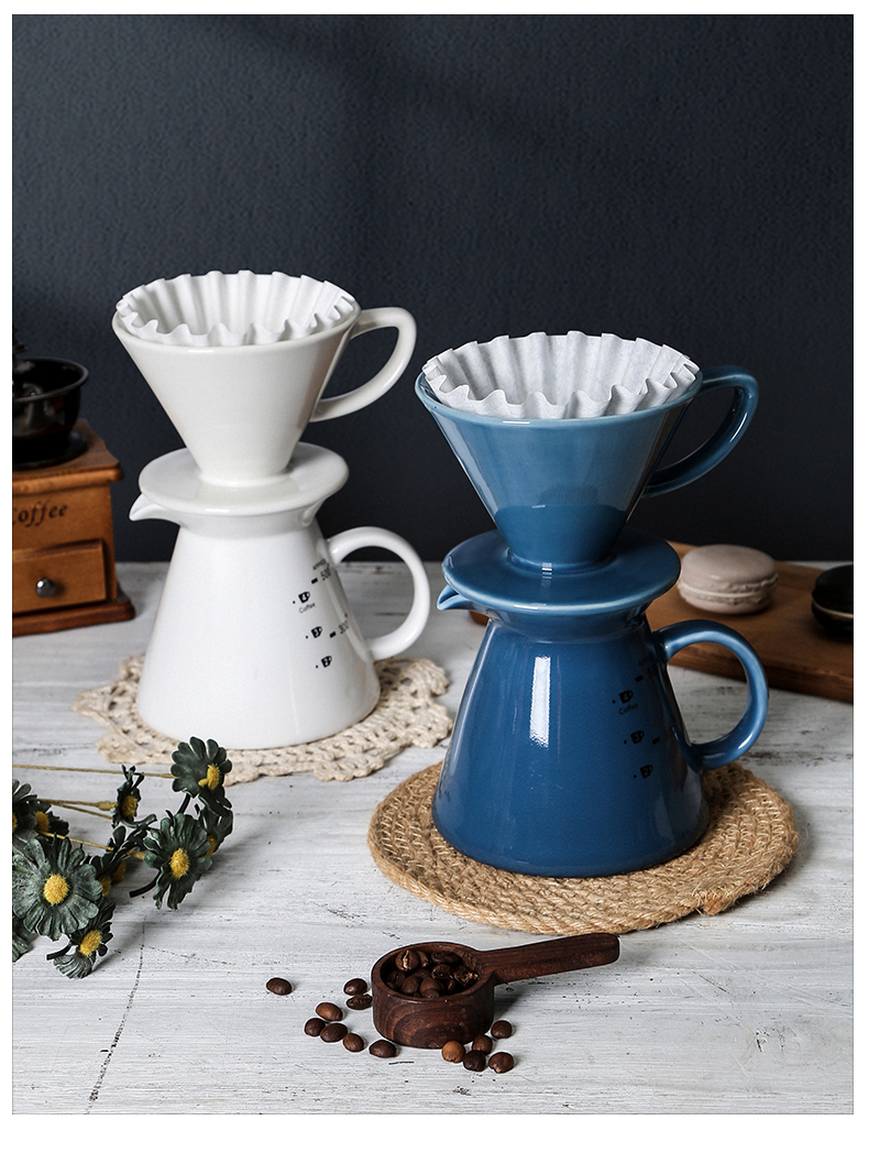 Unique Design Style Coffee Tea Tools Blue and White Ceramic Pour over Coffee Dripper