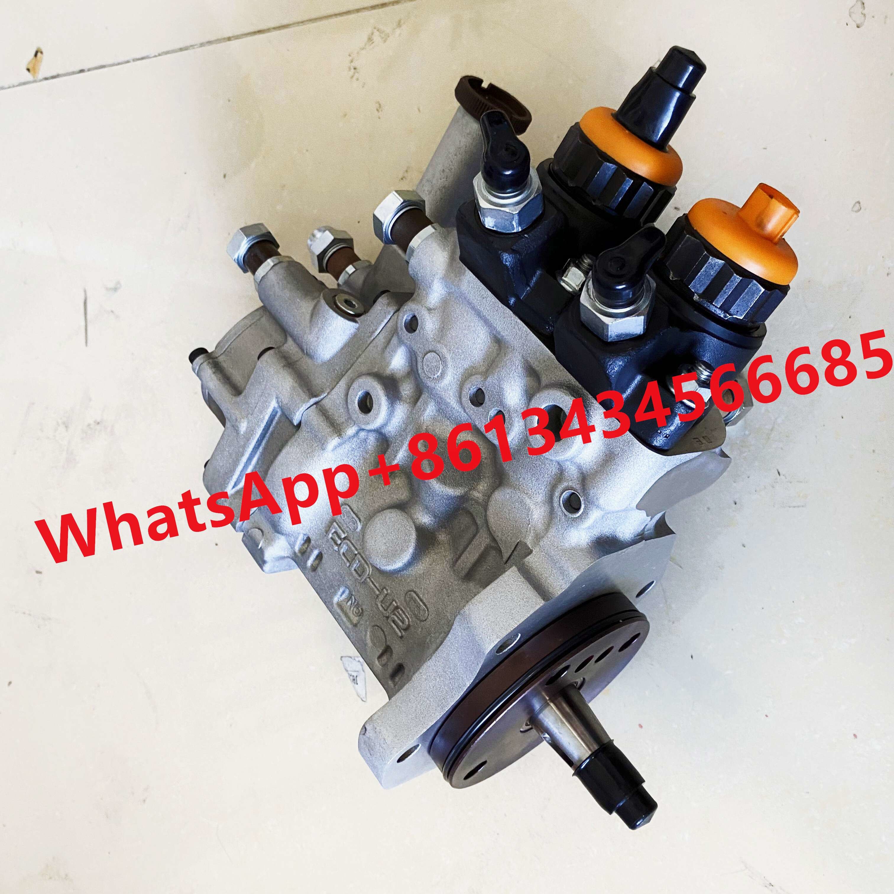 6256-71-1111 Engine Diesel Fuel Pump 094000-0383 For 6d125 Pc400-7 Pc450-7