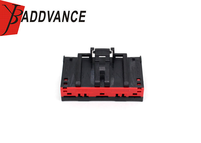 15422577 Motorcycle Female 7 Pin Delphi PBT Automotive Connector For Ford