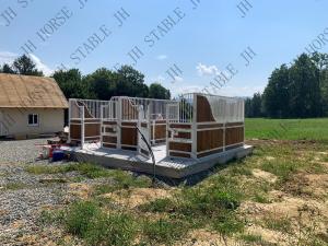 Quality Hinged Powder Coated High Density Q235 European Horse Stalls wholesale