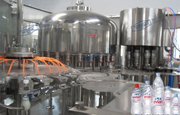 Fully Automatic 3 in 1 PET Bottle Water Filling Machine For Mineral Water