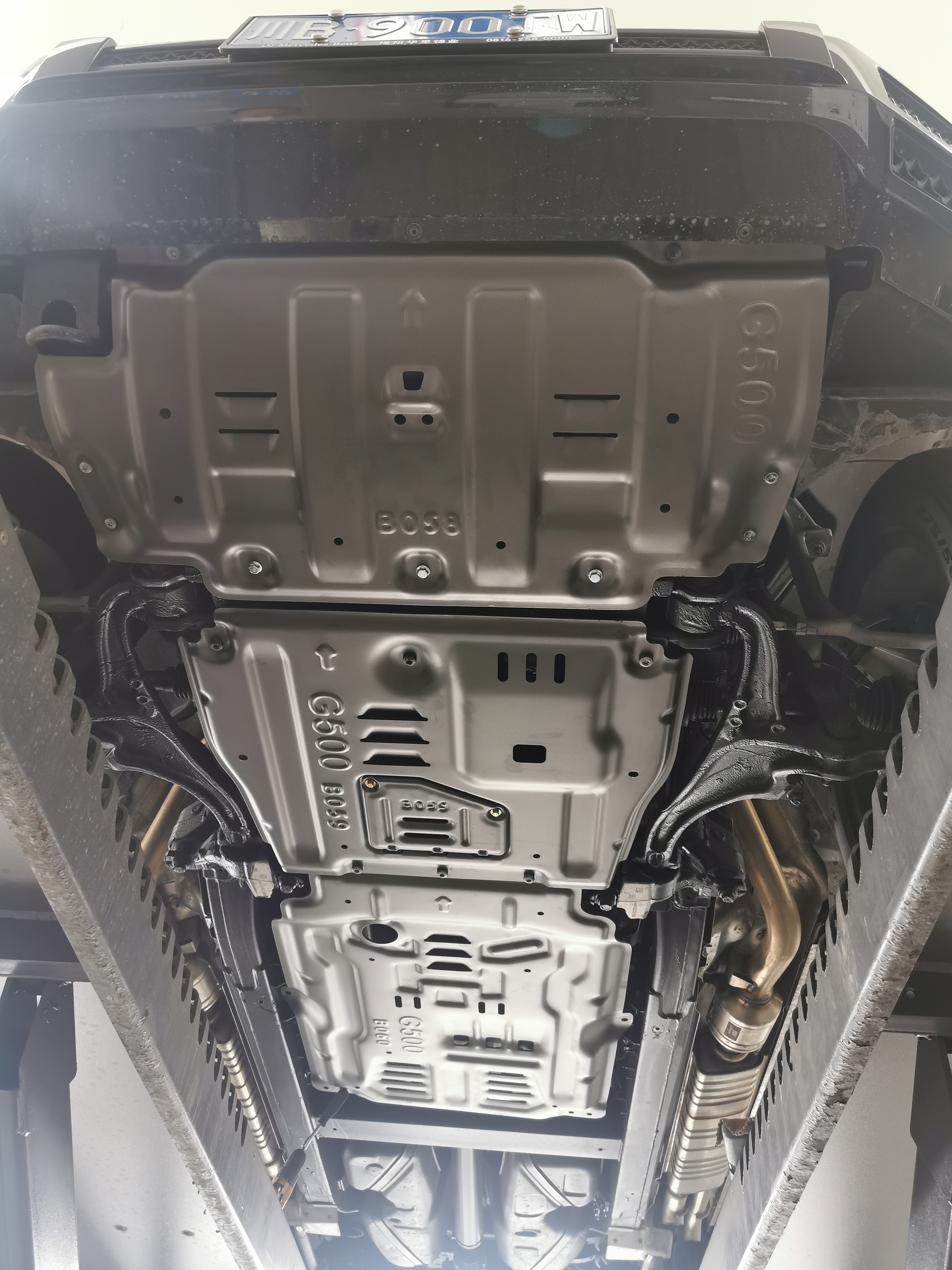Mercedes-Benz G500 4x4 Vehicle Accessories Skid Plates Chassis Protection Paint Black