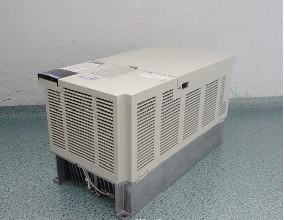 Mitsubishi Servo Driver MR-J2S-700A MR-J2S Series Servo Driver & Motor Original adn New