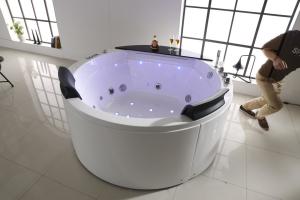 Quality Air Bubble Freestanding Bathtub 67 X 32 66 Inch Waterfall Jacuzzi Bathtub wholesale