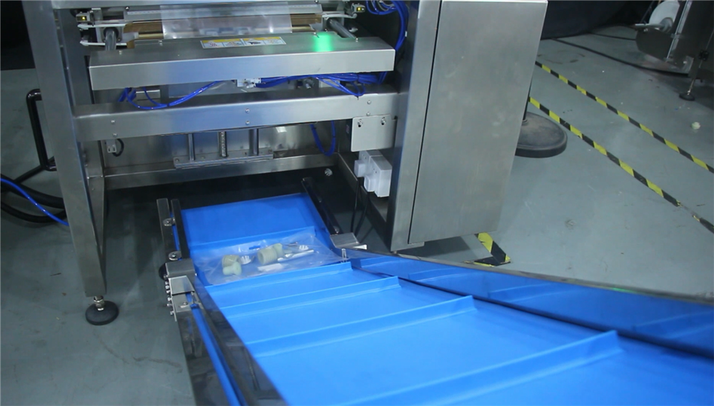 High Precision Equipment Pva Film Sachet Pouch Multi - disc Screw Hardware Plastic Bags Rotary Bucket Type Packing Machine