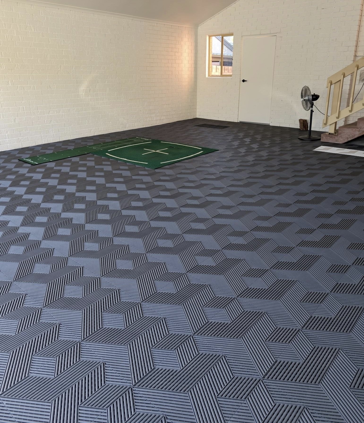 Three Dimensional 19mm Garage Tiles Interlocking Heavy Duty Garage Floor Squares