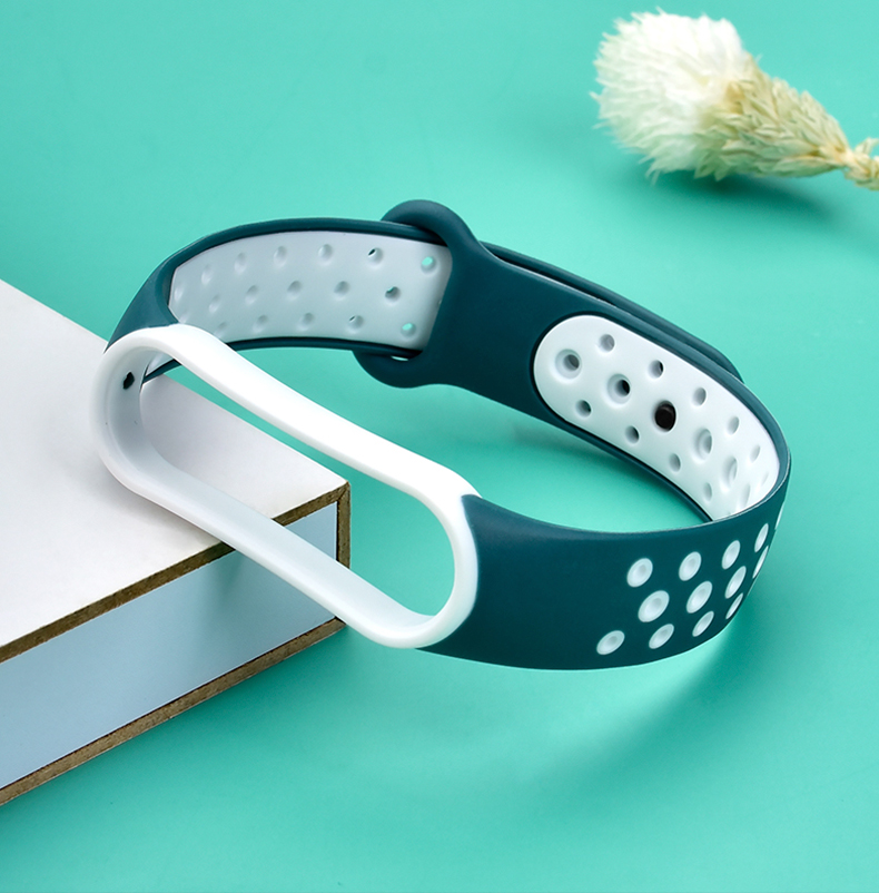 38mm 40mm 42mm 44mm Silicone Watch Band Strap For Apple Watch SE 6 5 4 3 2 1