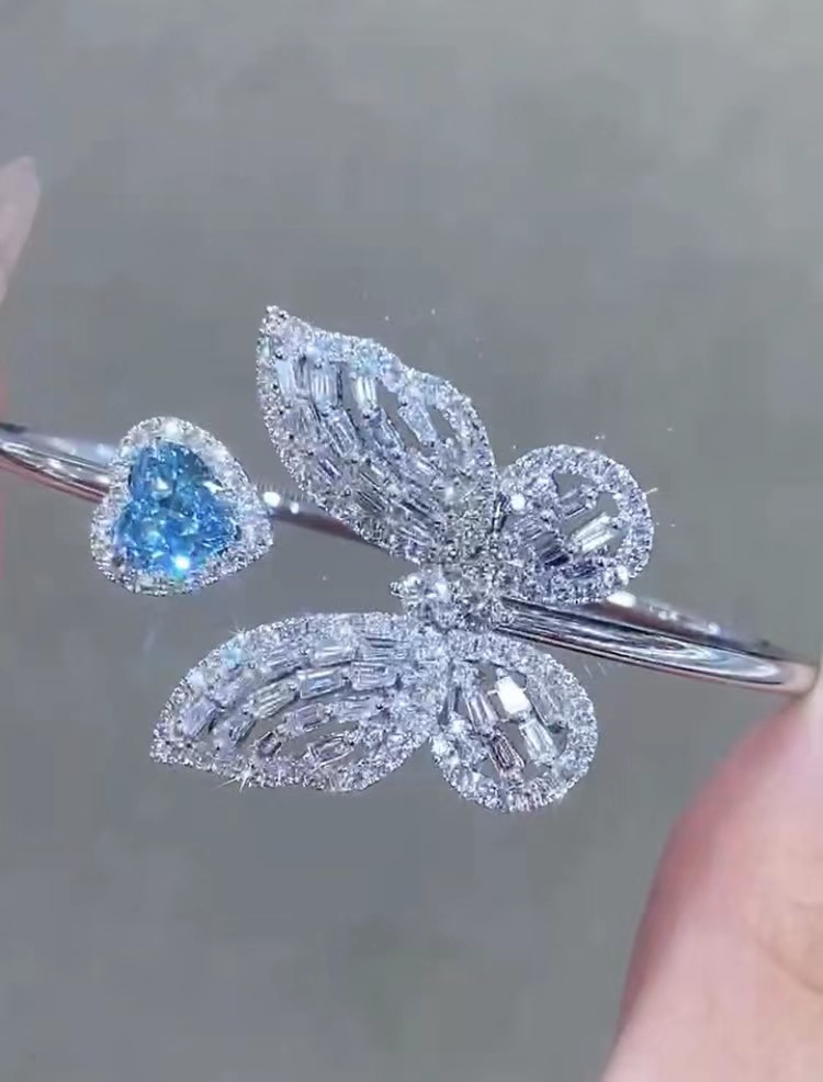 Cultivated Diamond Butterfly Bracelet Fancy Color Diamond Jewelry Earing Necklace