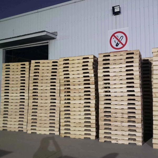 American Wooden Pallet Nailer Pallet Nailing Equipment For Sale
