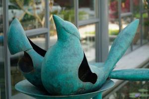 Quality Art Copper Peace Dove Sculpture Bronze Outdoor Garden Bird Statues Customized wholesale