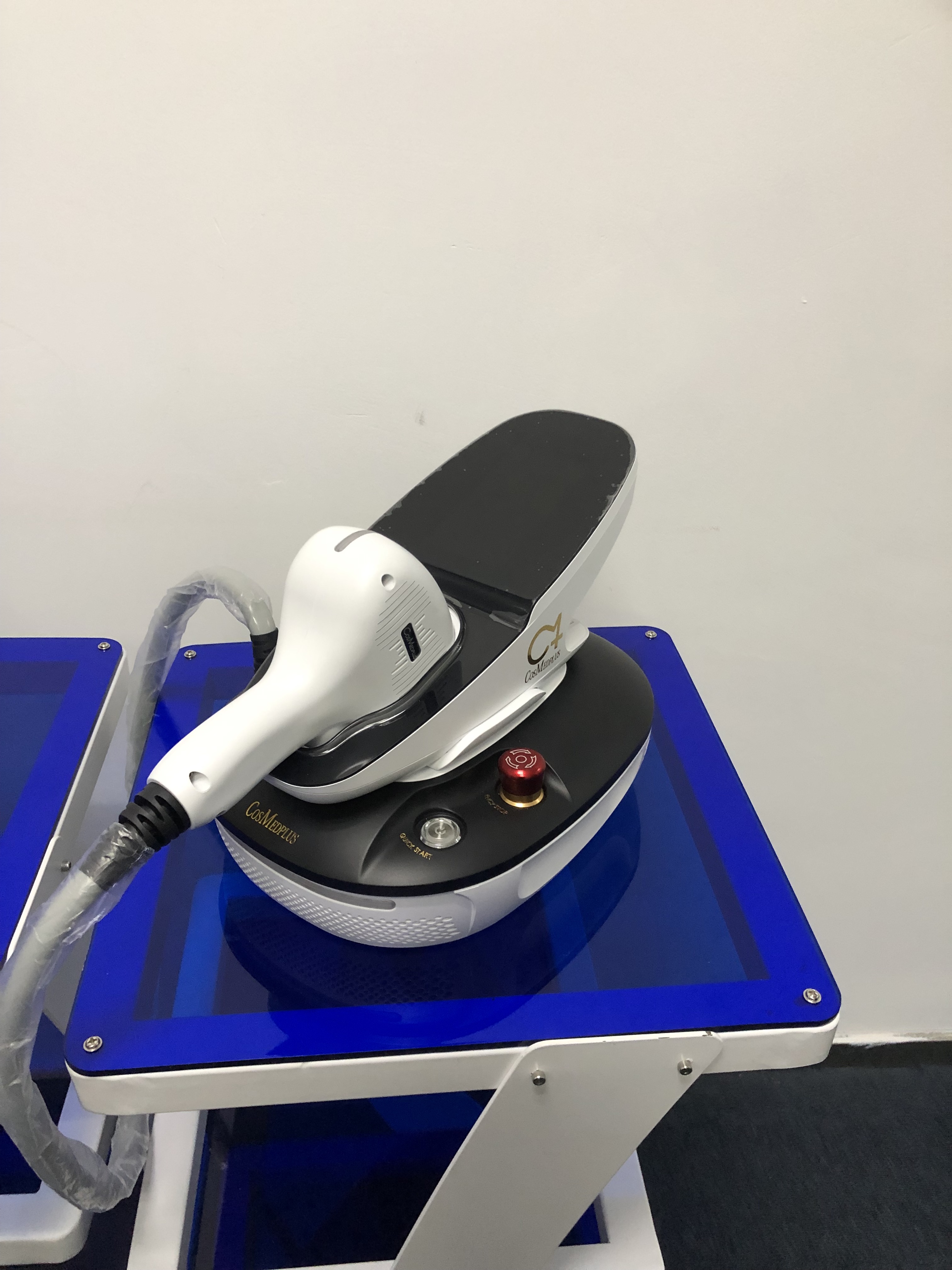 808nm / 755nm / 1064nm Diode Laser Hair Removal Machine Custom
