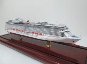 Quality Home Decoration Golden Princess Cruise Ship Models With Woodiness Hull Material Fashion wholesale