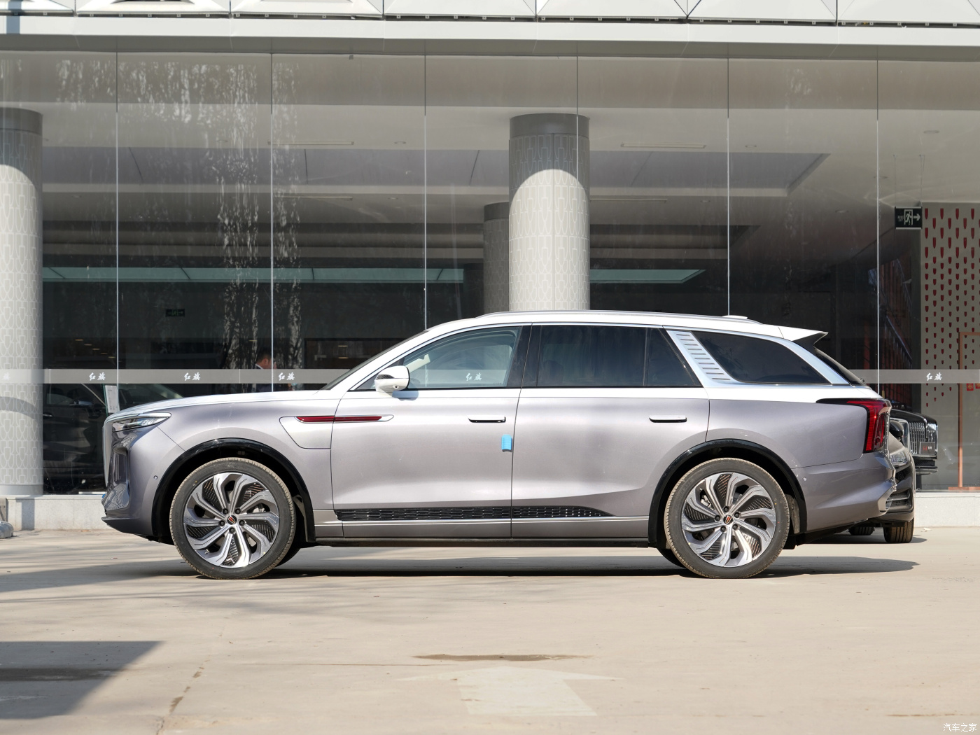 In Stock China EHS9 executive auto electrico new energy vehicles grade pure electric car SUV Hongqi Ehs9 E-HS9 Used Car