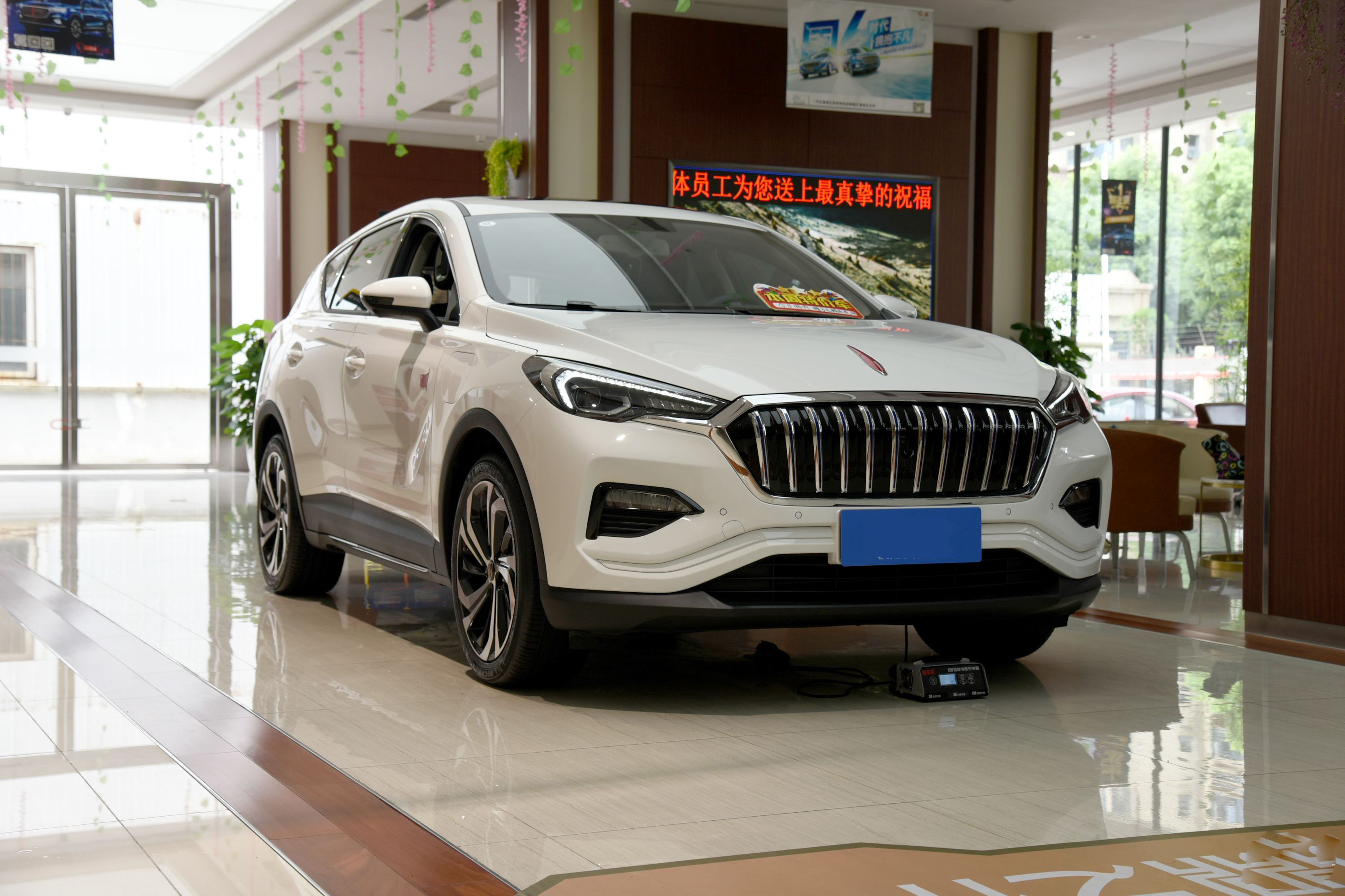 New Auto Electrico 2022 HongQi E-HS3 Electric vehicle Made SUV/4WD In China Hot Sale Vehicle Used Ev Car