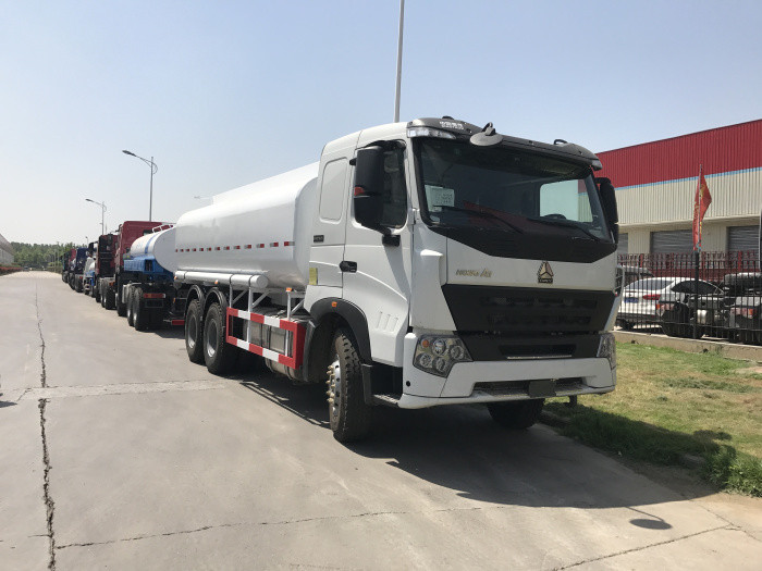 21cbm Fuel Oil Truck , Transportation Oil Tanker Truck