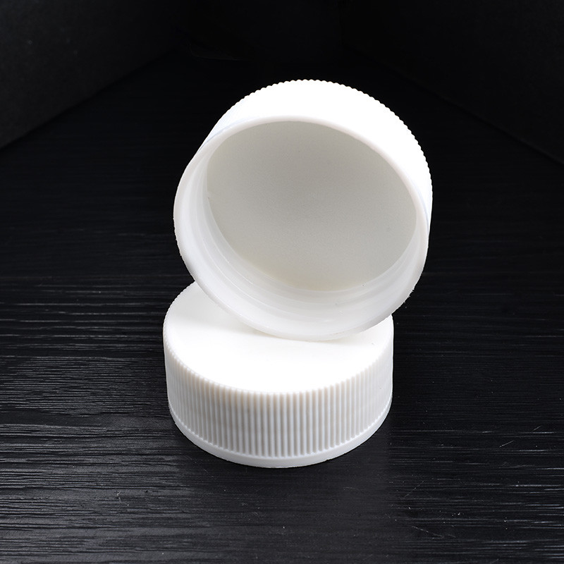 40 MM Plastic Cosmetic Screw Bottle Cap 15.8 MM Height Ribbed Screw Cap