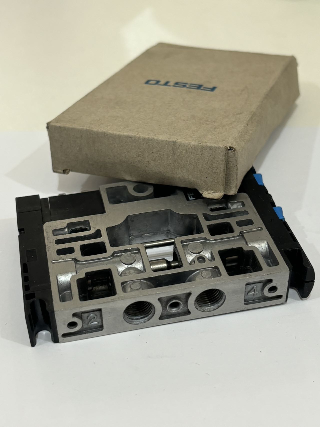 Paper Machine Accessories Magnetventil Solenoid Valve Weight KG 0.2 Suitable for Polar