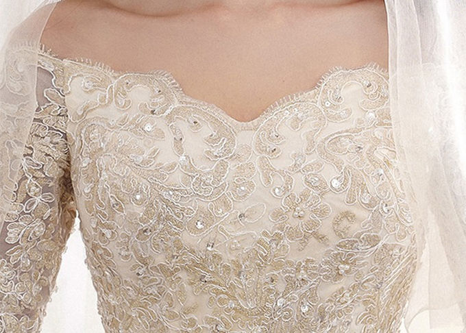 Lace Long Tail Bridal Dresses Off Shoulder Half Sleeve Back Bandage With Logo Custom