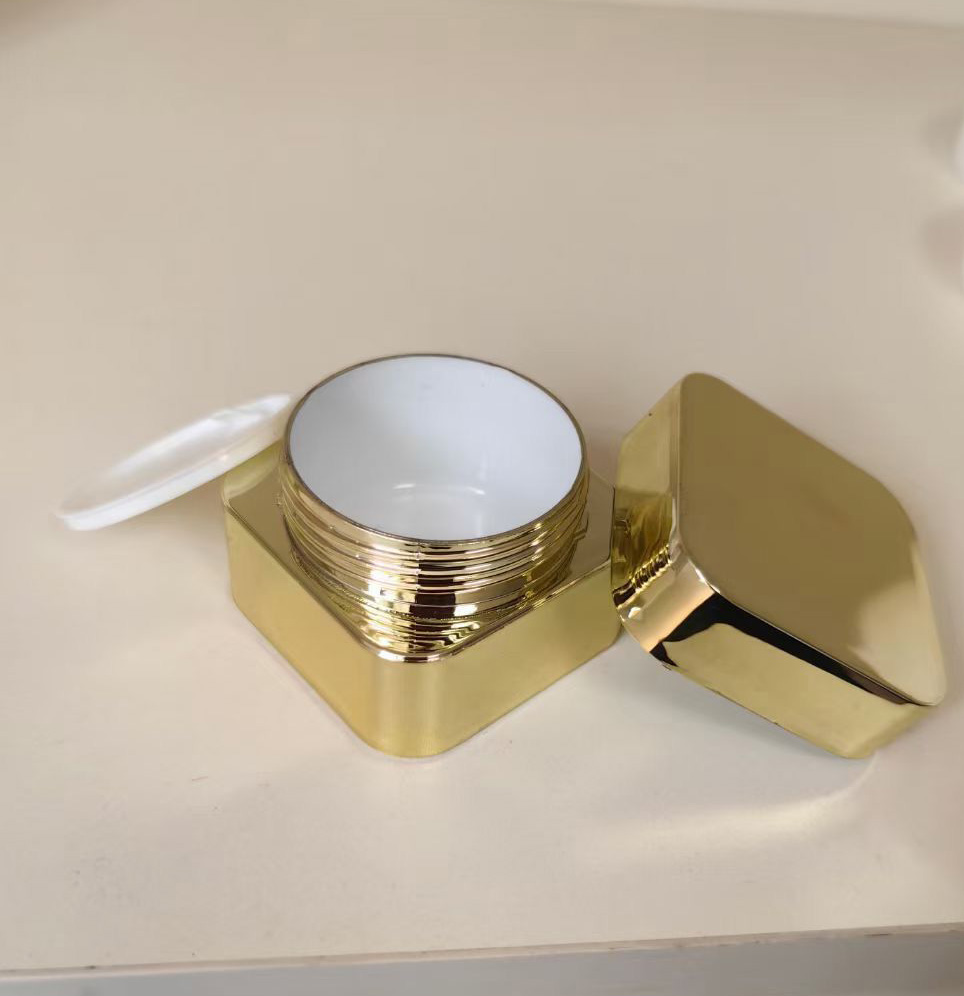 OEM/ODM Acceptable 1oz 2oz 5g 10g 20g 30ml 50ml Gold Lid Empty Plastic PP Nail Gel Jar for Screen Printing