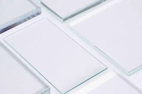 Customized Low Iron Safety Ultra Clear Tempered Glass