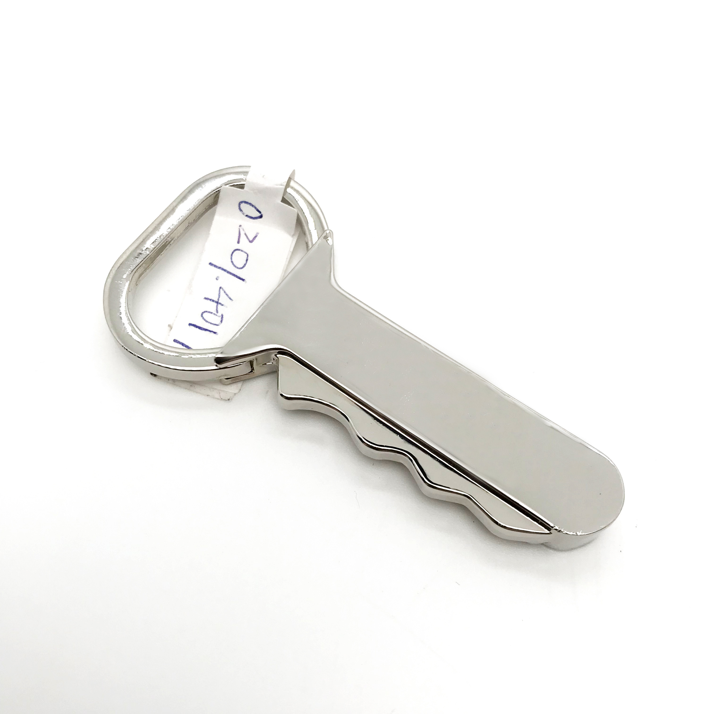 Upgrade Your Keychain with MOQ 500 key shape Metal Keychain Holder