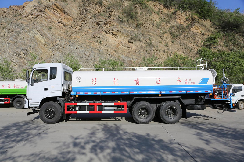 10 cbm Multifunctional Fog Cannon Water Tank Truck 4X2 High Capacity Used Diesel Fuel