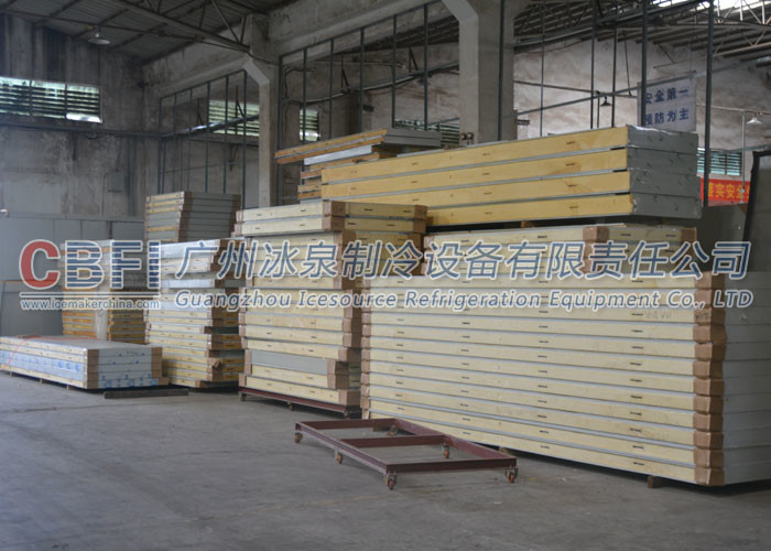 Movable / Strong Cold Storage Containers Outside Cold Room Without Shed