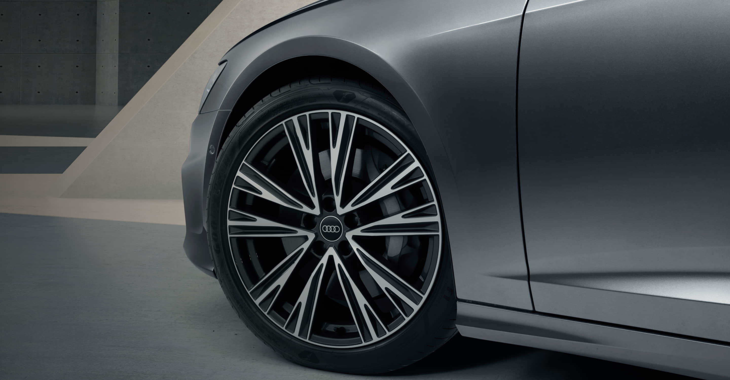 Audi A6L A7L Petrol Vehicle with Automatic Gear Box and Euro VI Emission Standard in 2024