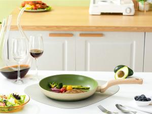 Quality Healthy Cooking Non Stick Frying Pan 7Inch With Titanium Coating wholesale