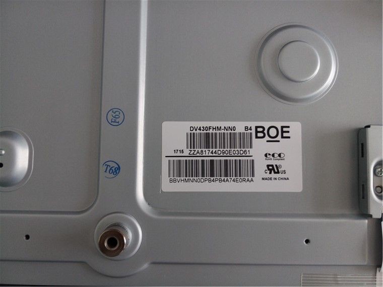 BOE 43 Inch Large LCD Display Screen 400CCD / M2 Brightness For Advisement Player