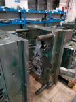 300000 Shots Automotive Plastic Injection Molding For PBT Component