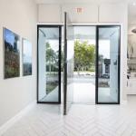 Customizable Powder Coated Aluminum Pivot Door Laminated Glass Pivot Entry Door