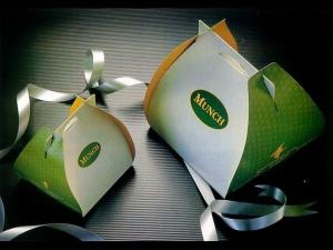 Quality Cake Cardboard Gift Packaging Box Green And White high end style wholesale