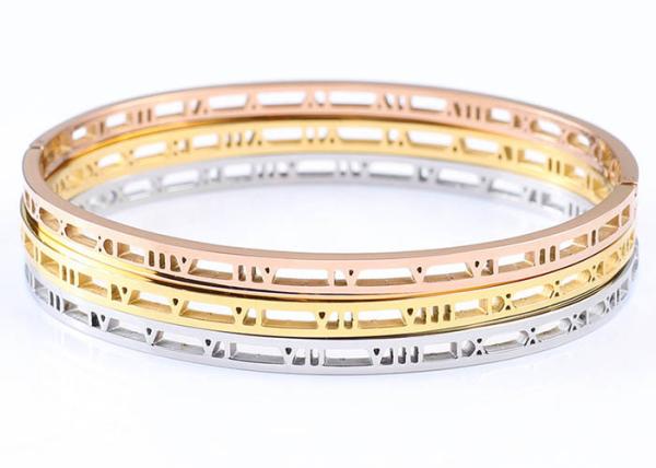 Euramerican titanium steel hollowed out bracelet girls 18K gold Romanization