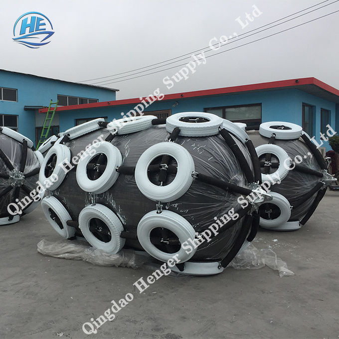 Commercial Boat Fenders Customized Size Natural Rubber Material 2 Year Warranty 2