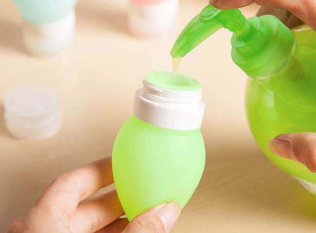 Secure Closure Empty Travel Bottles , Corrosion Preventing Travel Liquid Bottles